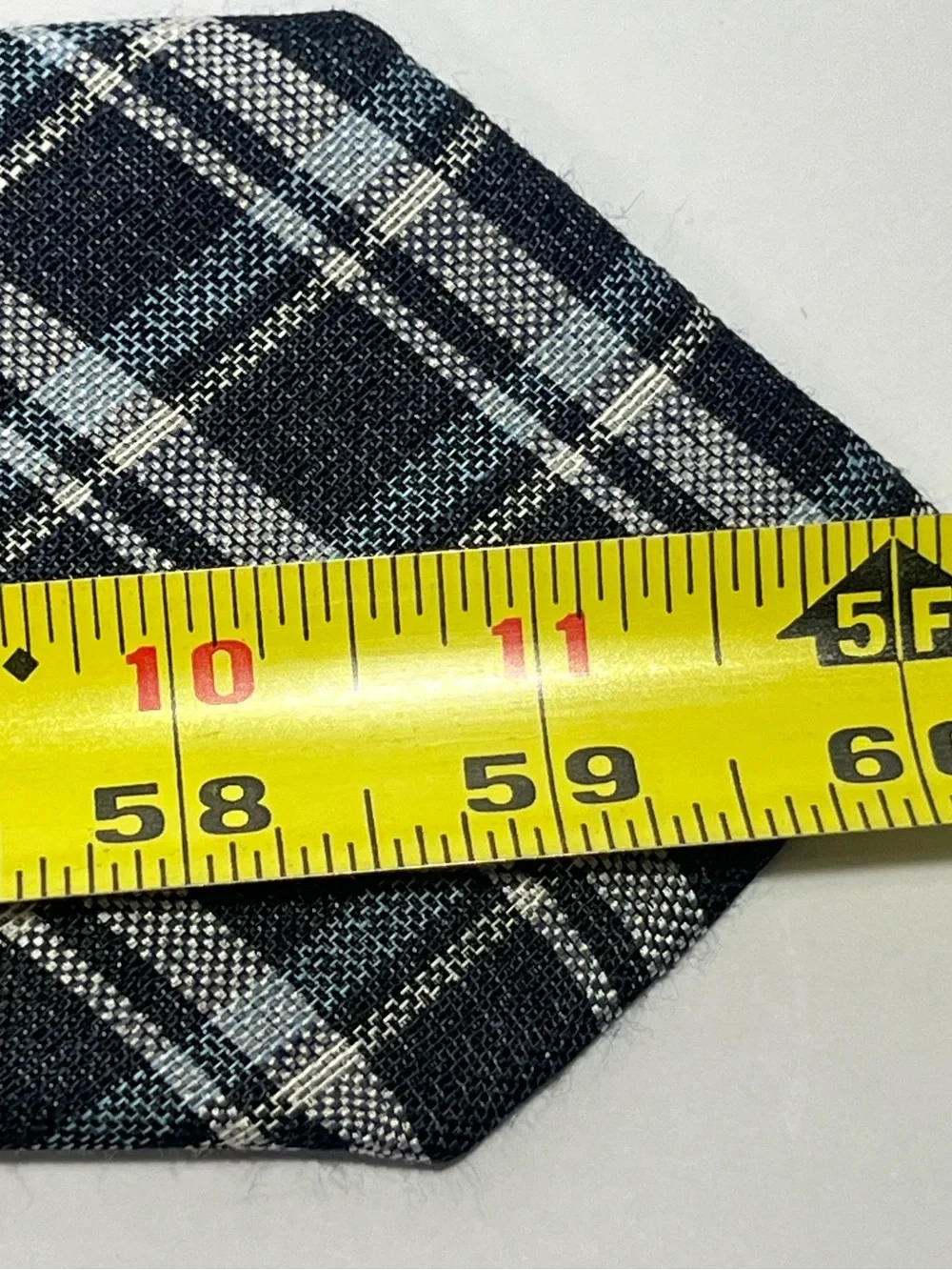 Cremieux Men’s Silk/Linen Plaid Woven Necktie Blue Gray White Italy